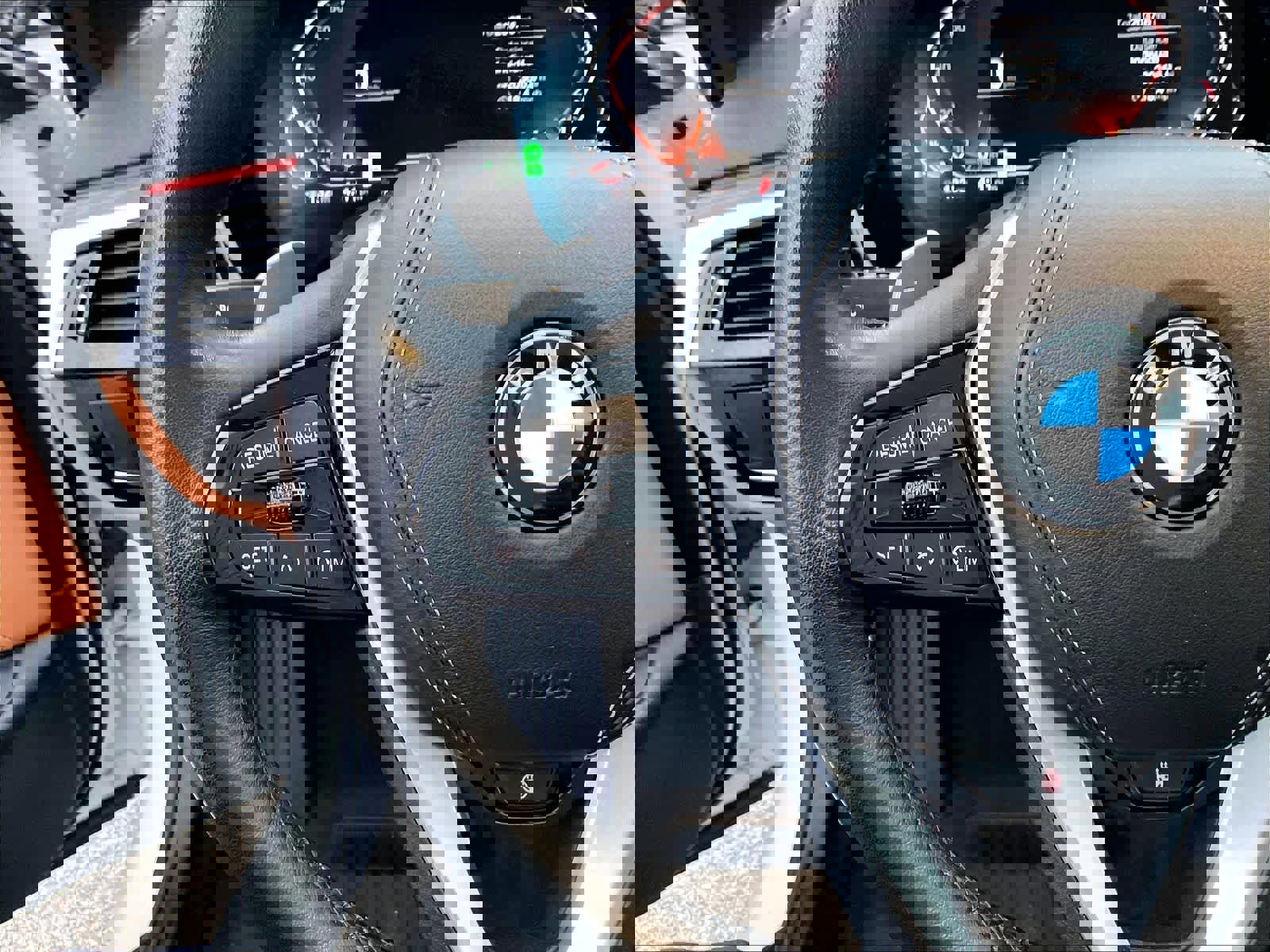 Used 2023 BMW 530i xDrive w/ Premium Package image 23