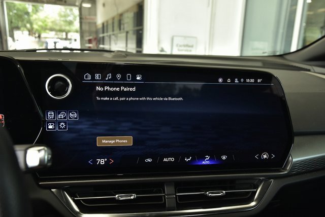 Used 2025 Chevrolet Equinox EV LT image 29