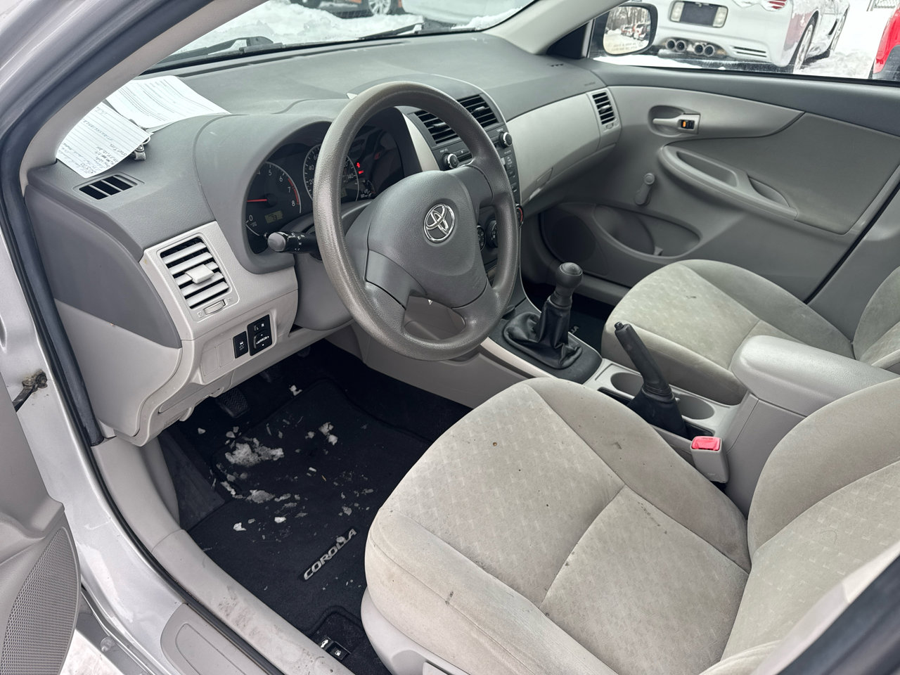 Used 2010 Toyota Corolla image 9