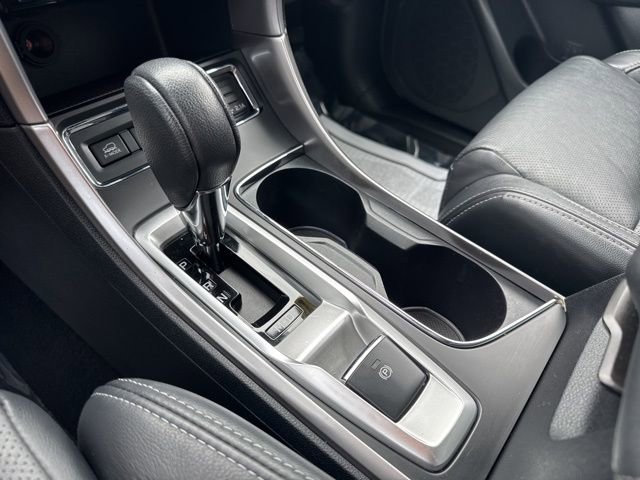 Used 2022 Subaru Ascent Limited w/ Popular Package #2A image 24