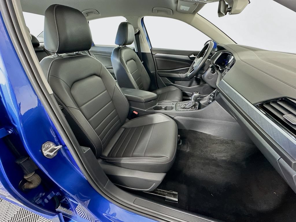 Used 2023 Volkswagen Jetta SE FWD image 26