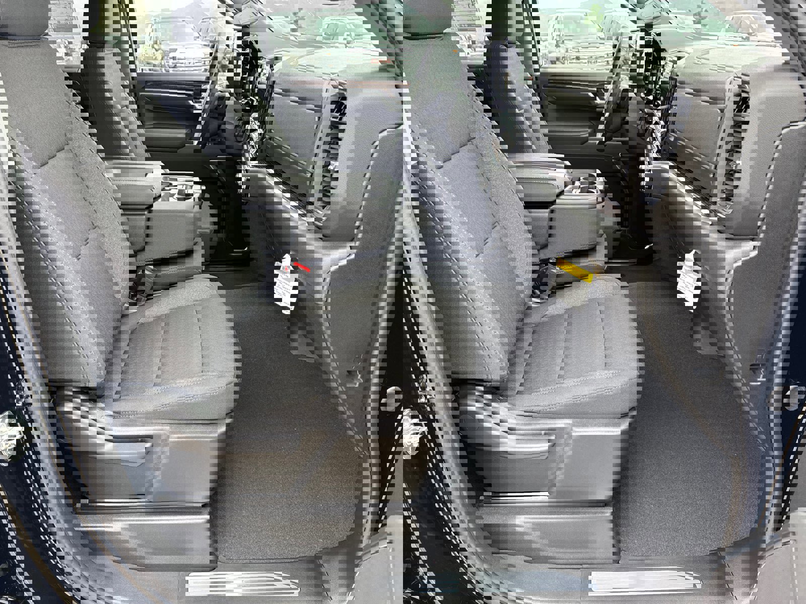 Used 2026 GMC Sierra 1500 SLE image 16