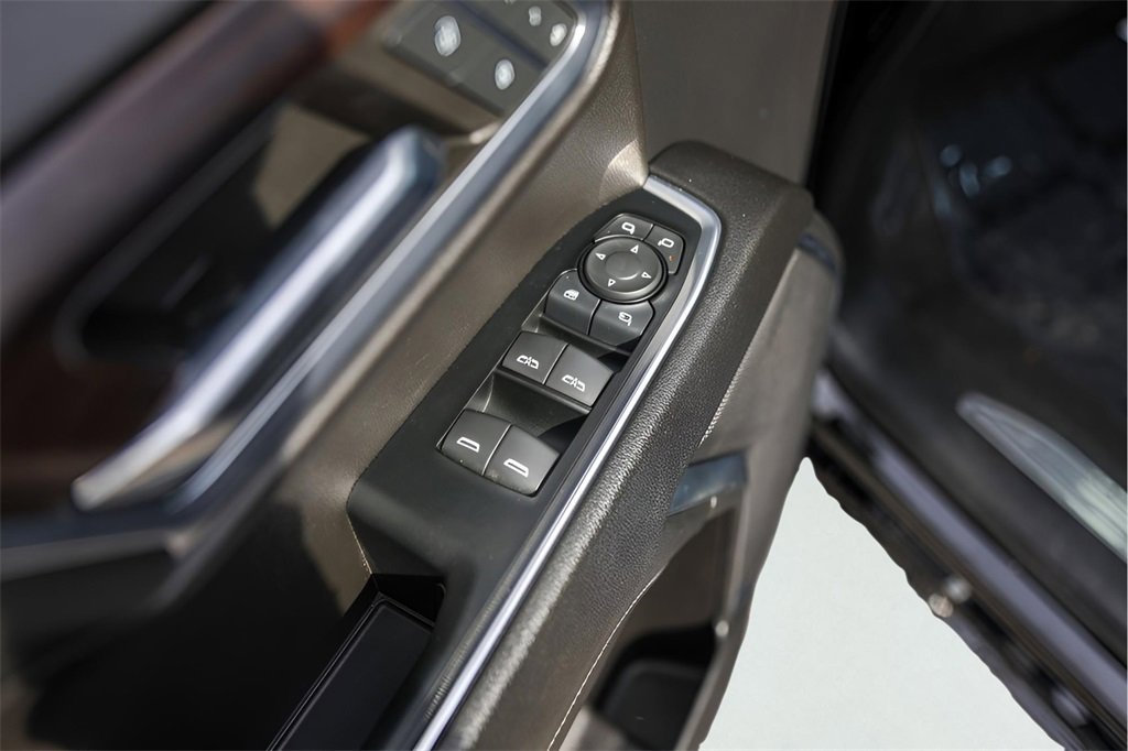 Used 2024 GMC Sierra 1500 SLT image 24