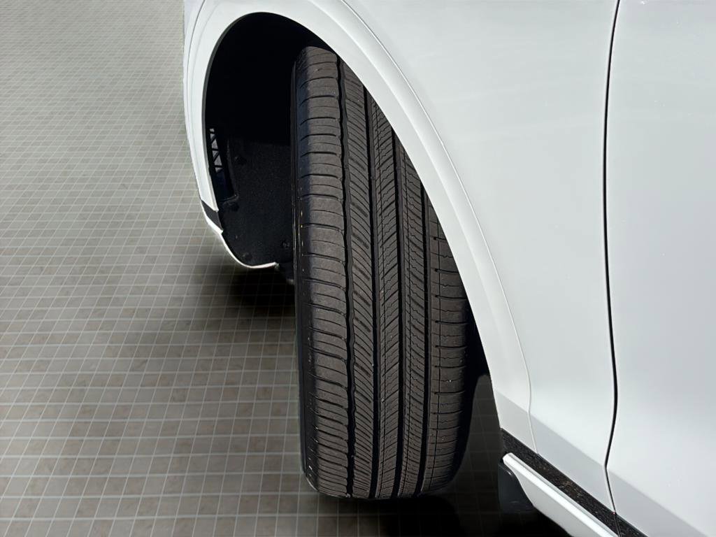 Certified 2026 Genesis GV70 2.5T image 11