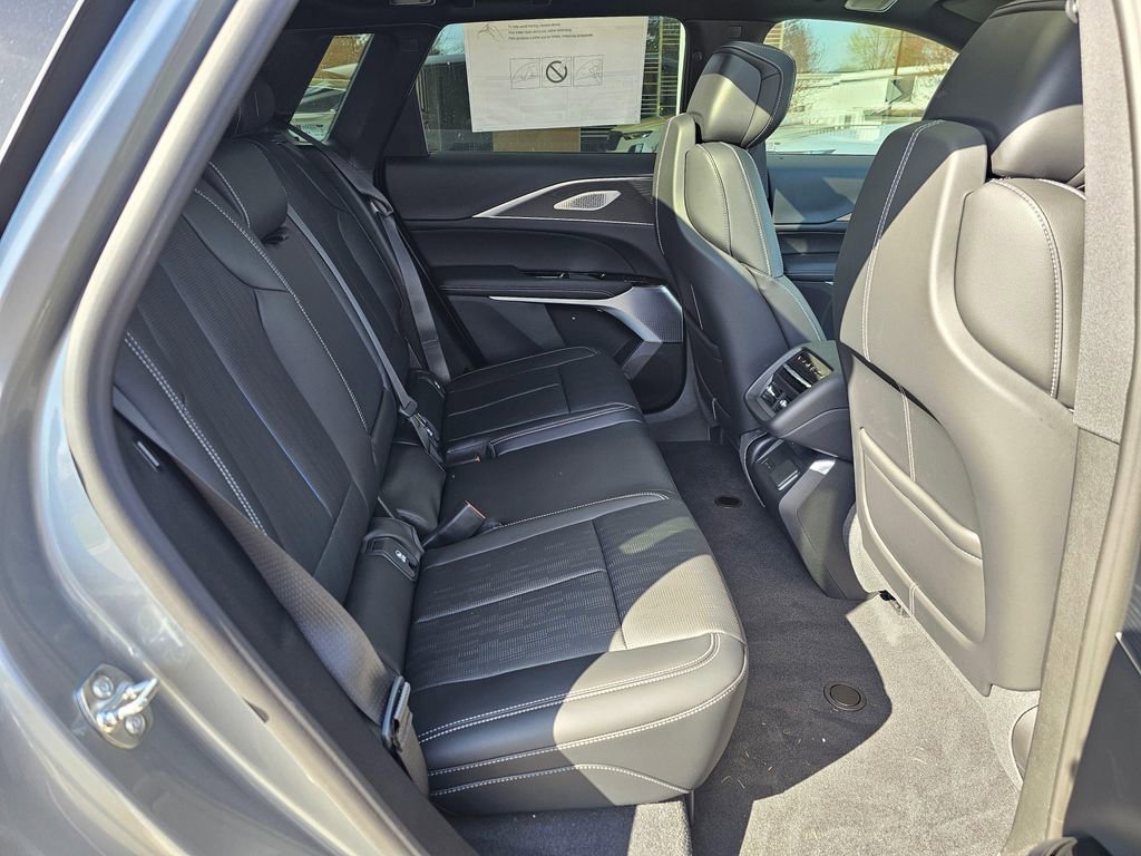 New 2026 Cadillac Lyriq Signature Sport image 12