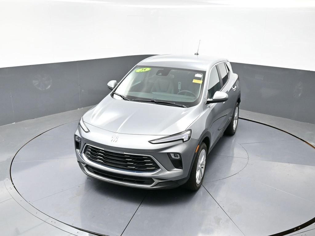Used 2025 Buick Encore GX Preferred image 46