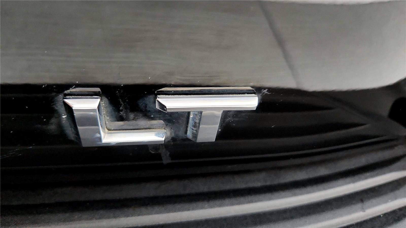 Used 2022 Chevrolet Tahoe LT w/ Luxury Package image 26