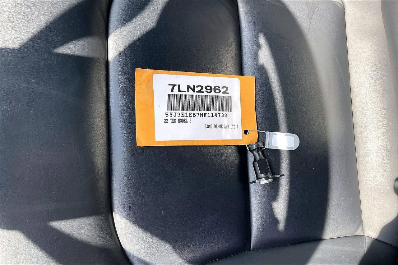 Used 2022 Tesla Model 3 Long Range image 34