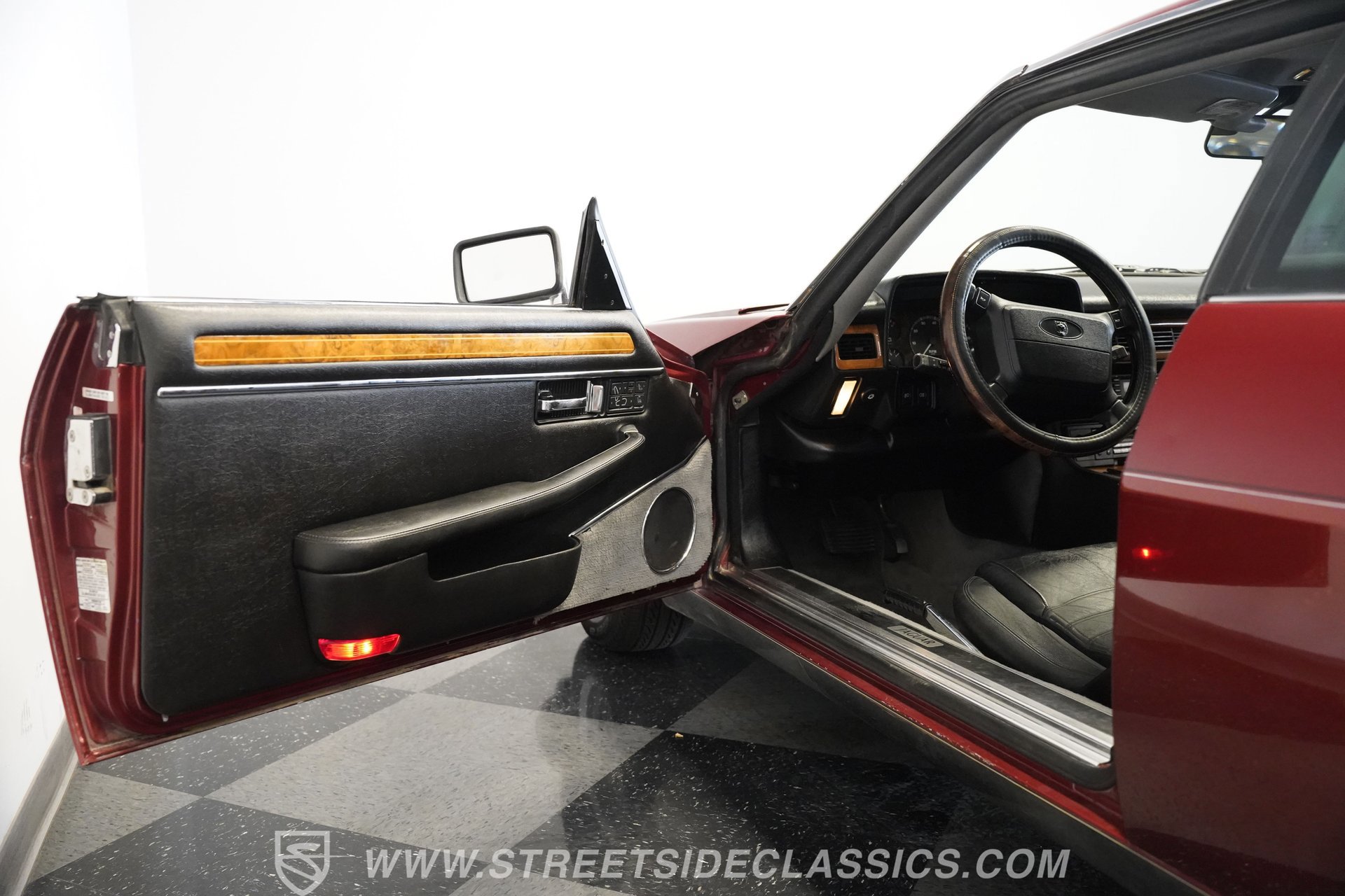 Used 1992 Jaguar XJS V12 Coupe image 36