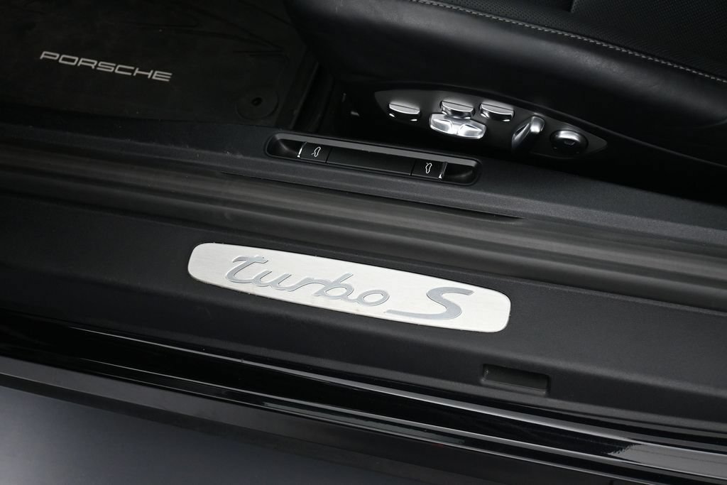 Certified 2016 Porsche 911 Turbo S AWD/4WD image 16