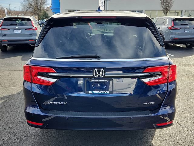 Certified 2023 Honda Odyssey Elite image 5