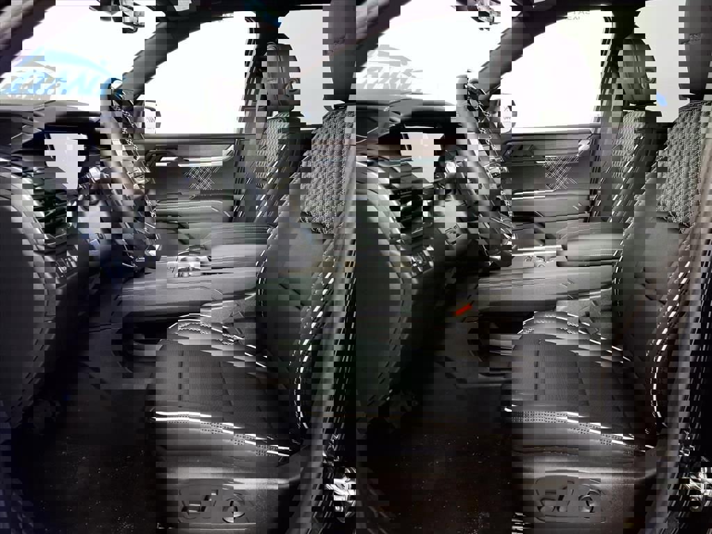 New 2026 GMC Acadia Denali w/ Super Cruise Package image 11