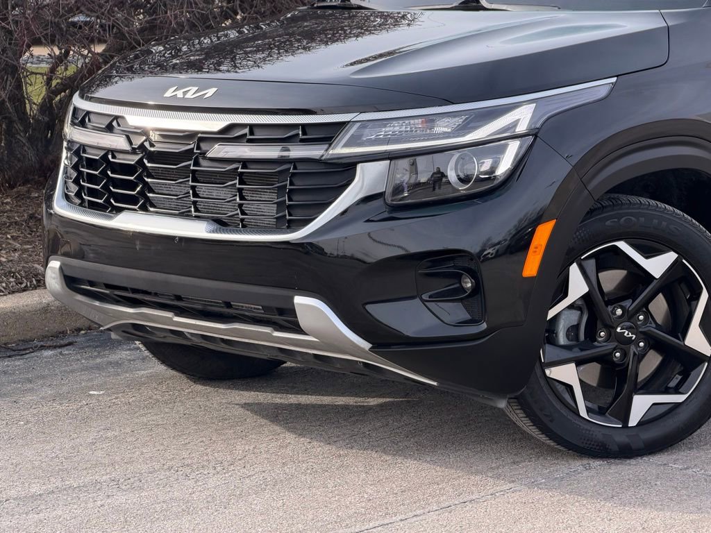 Used 2024 Kia Seltos EX image 21