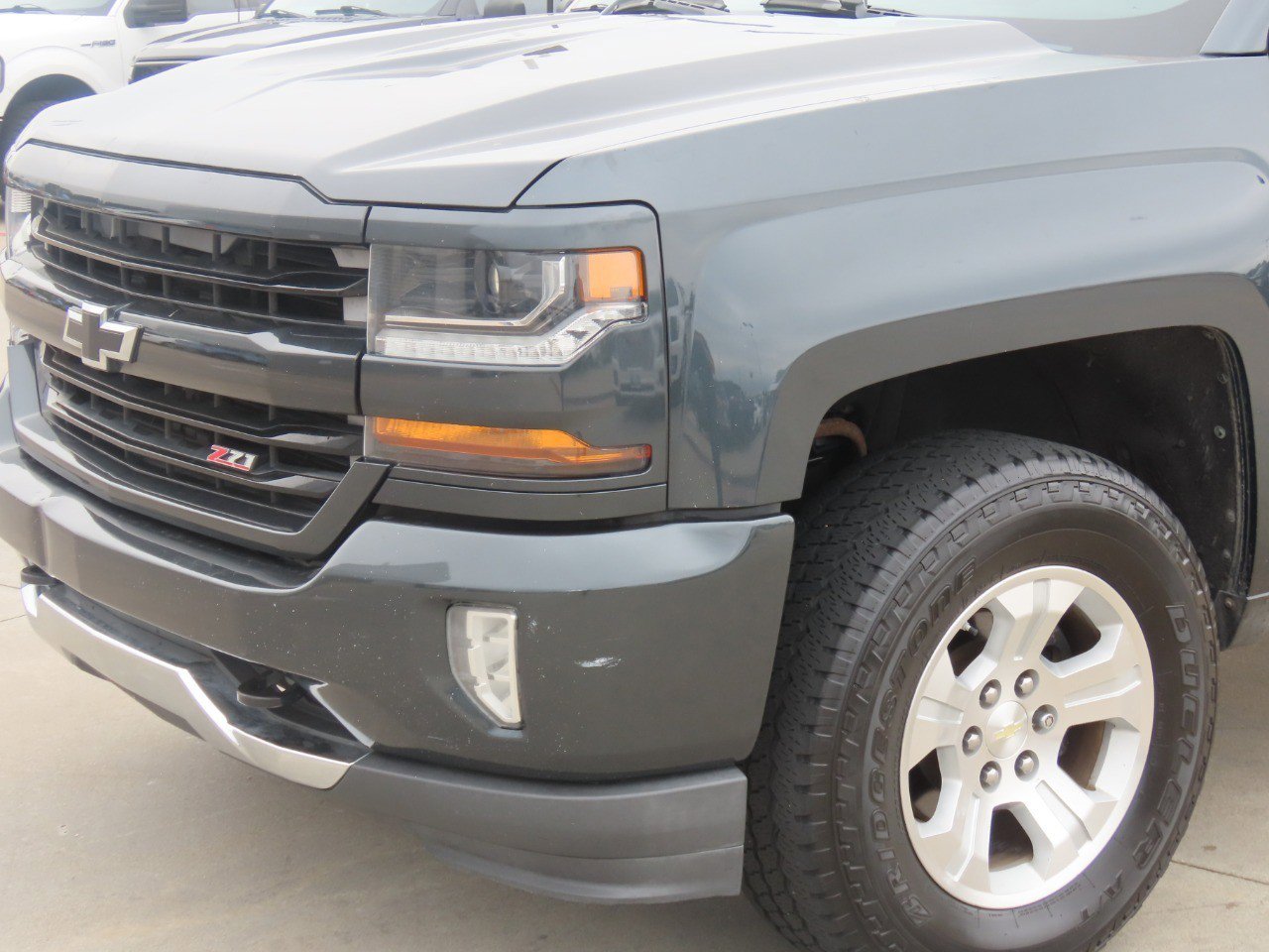 Used 2017 Chevrolet Silverado 1500 LT w/ All Star Edition AWD/4WD image 3