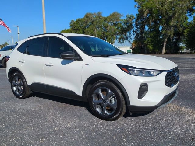 Certified 2025 Ford Escape ST-Line w/ Equipment Group 301A FWD image 2