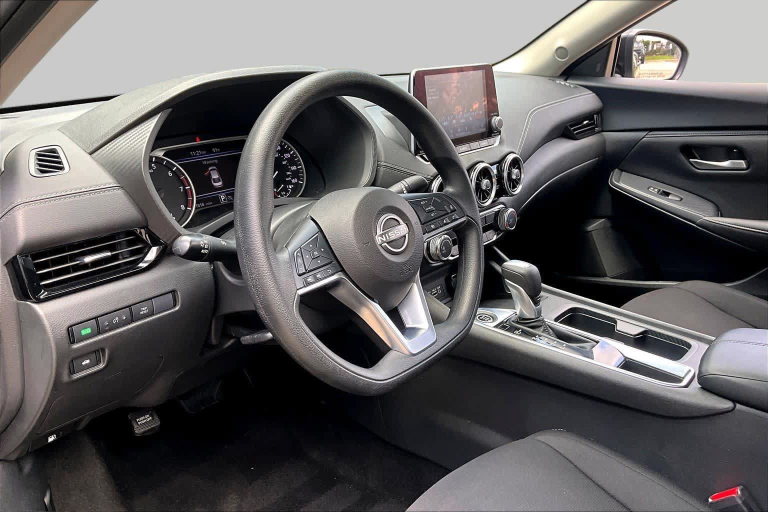 Certified 2025 Nissan Sentra SV w/ Trunk Package FWD image 17