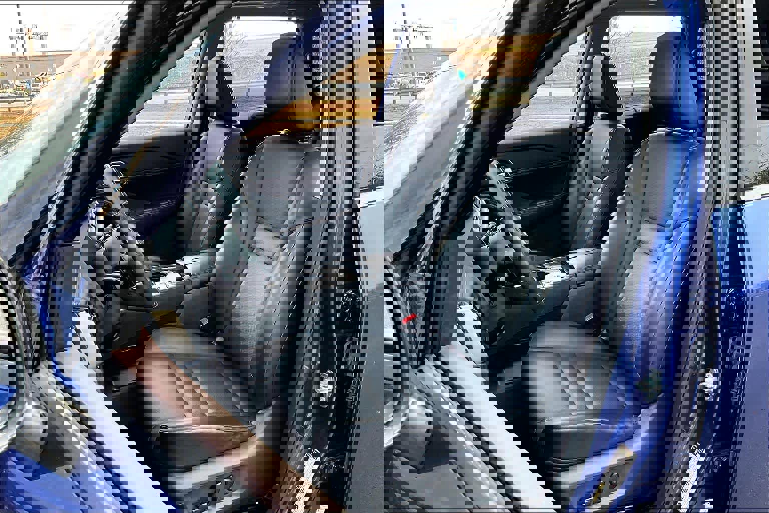 Used 2021 Nissan Rogue SV w/ Premium Package image 8