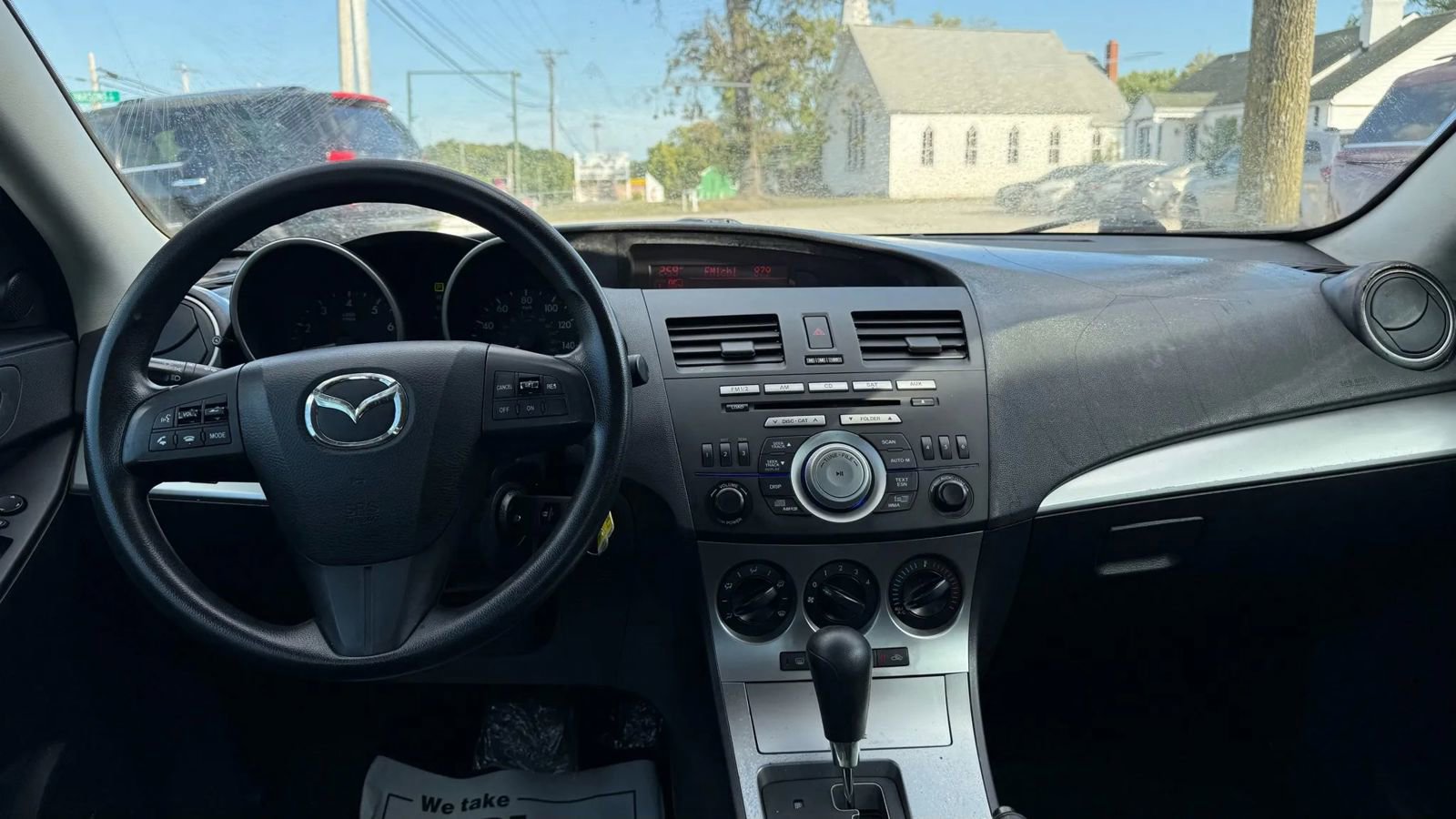 Used 2010 MAZDA MAZDA3 i Touring image 11