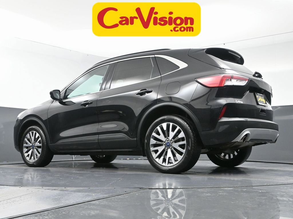 Used 2022 Ford Escape Titanium image 54