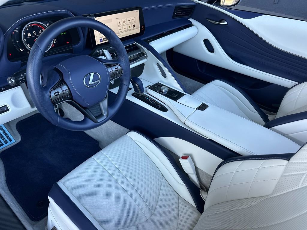 Used 2024 Lexus LC 500 Convertible image 11