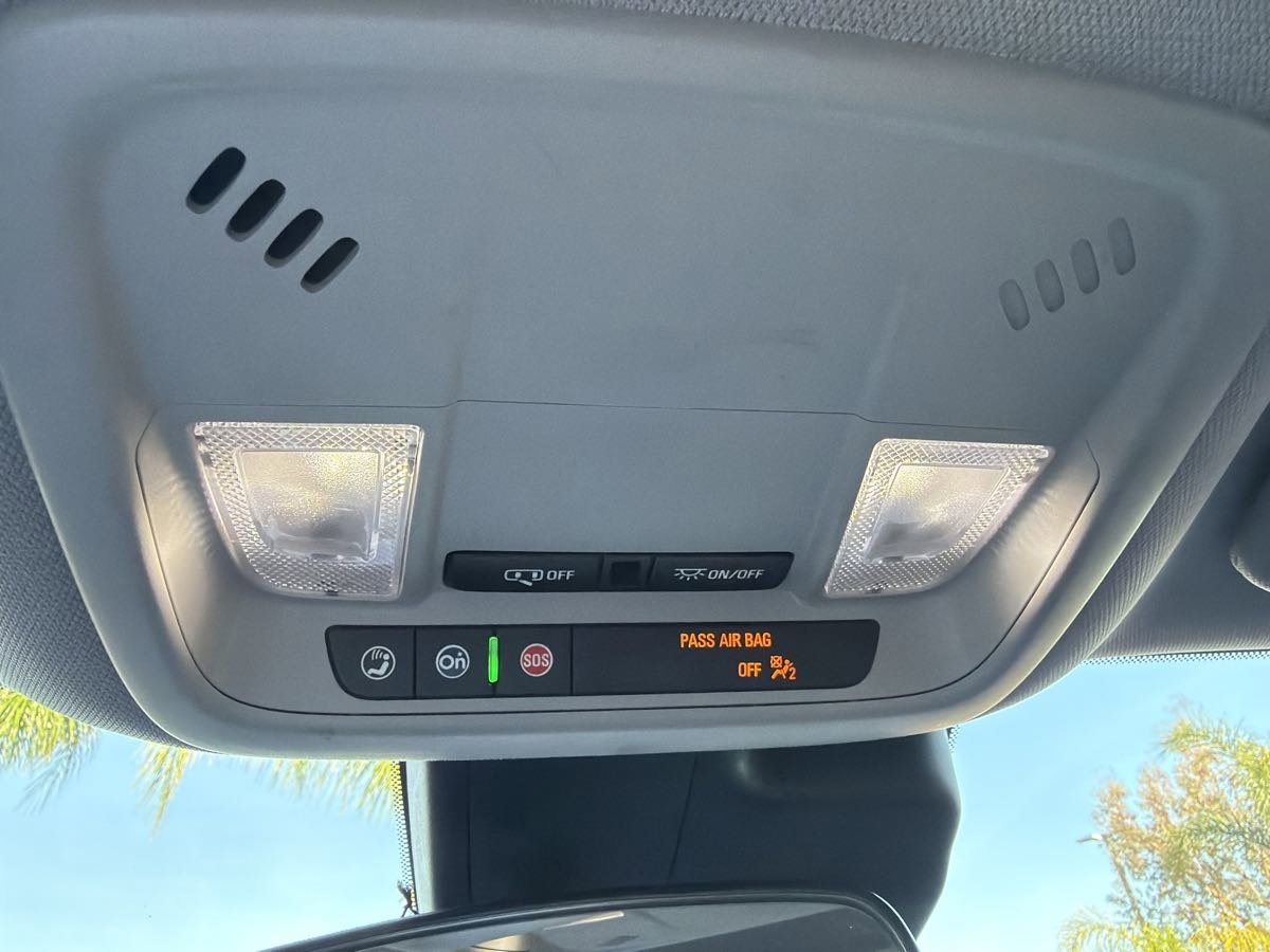 Used 2023 Chevrolet Malibu LT image 28