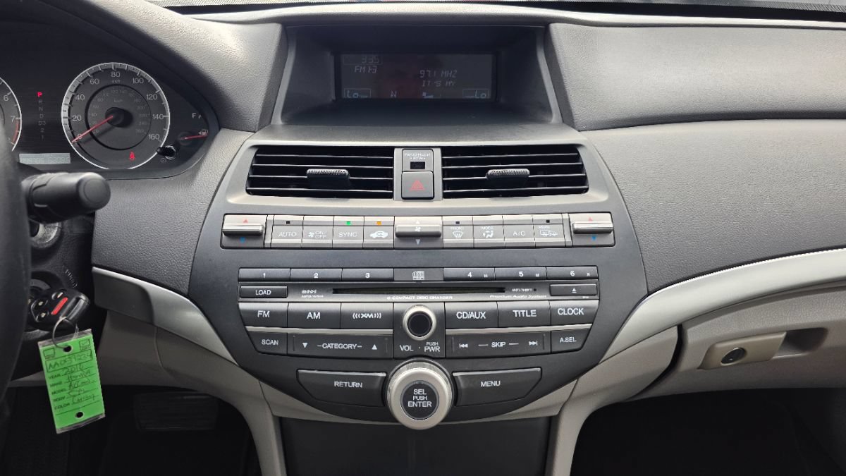 Used 2010 Honda Accord EX-L image 17