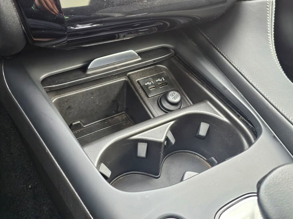 Used 2022 INFINITI QX50 Luxe w/ Appearance Package image 37