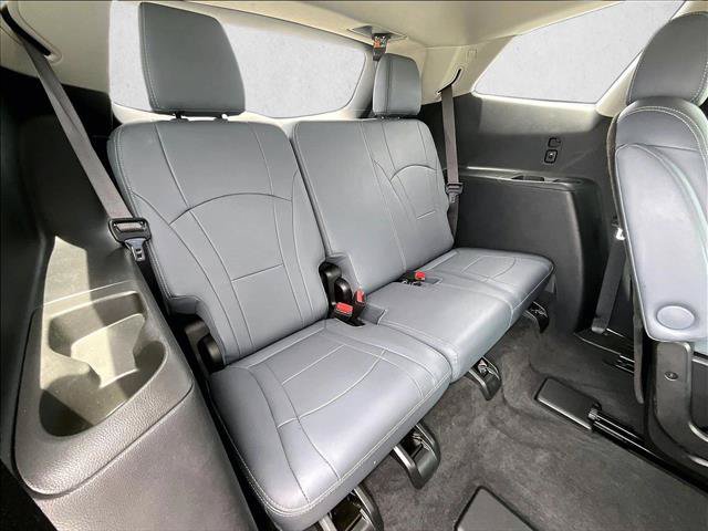 Used 2020 Buick Enclave Essence w/ Sport Touring Edition FWD image 30