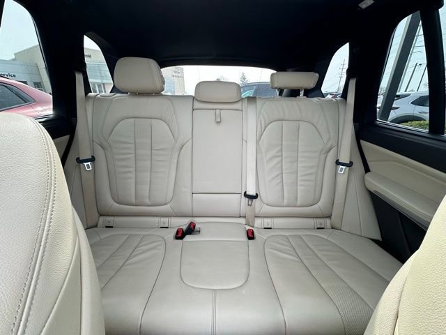 Used 2019 BMW X5 xDrive40i w/ Premium Package AWD/4WD image 32