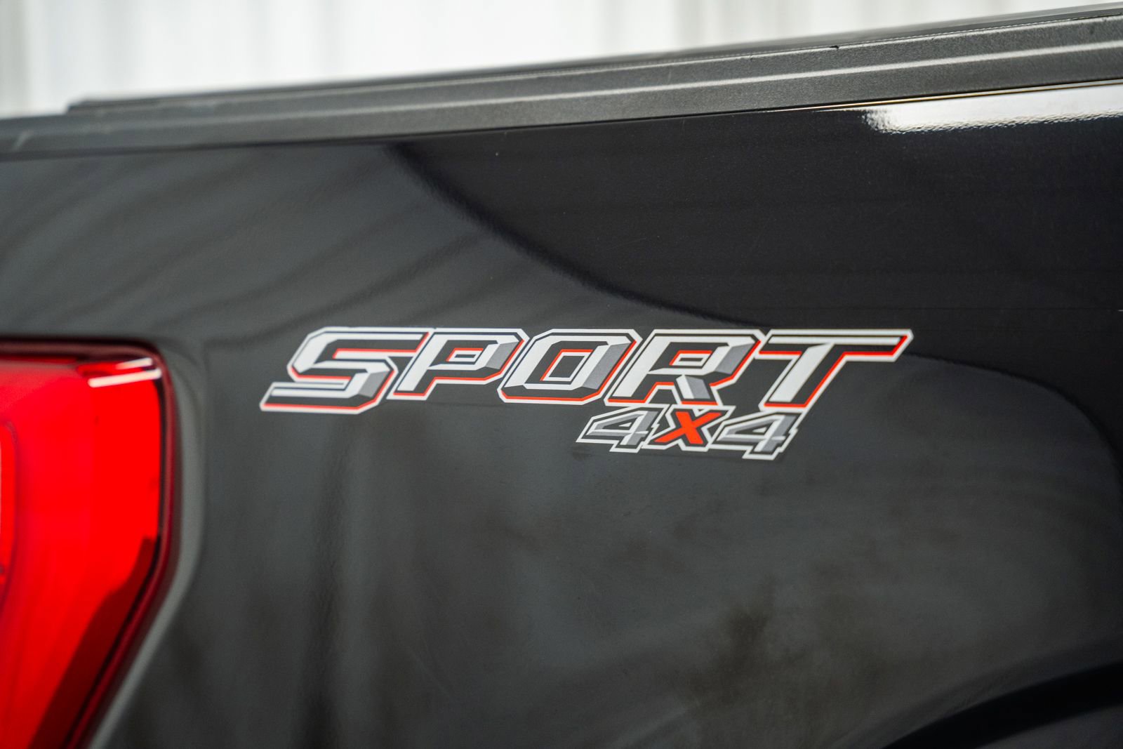 Certified 2023 Ford F150 Lariat w/ Equipment Group 502A High image 27