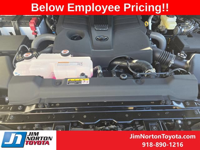 New 2026 Toyota Tundra Limited w/ Power Package AWD/4WD image 11