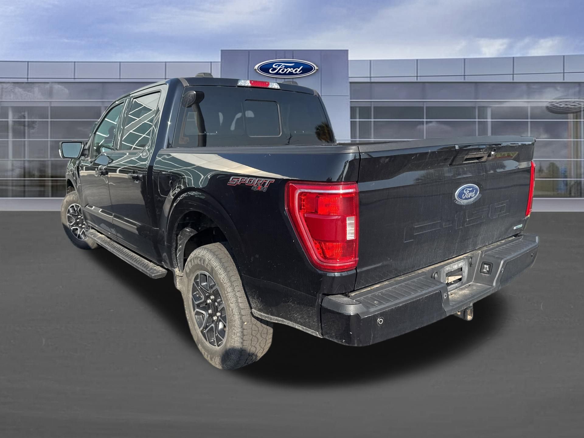 Used 2023 Ford F150 XLT w/ Equipment Group 302A High AWD/4WD image 7