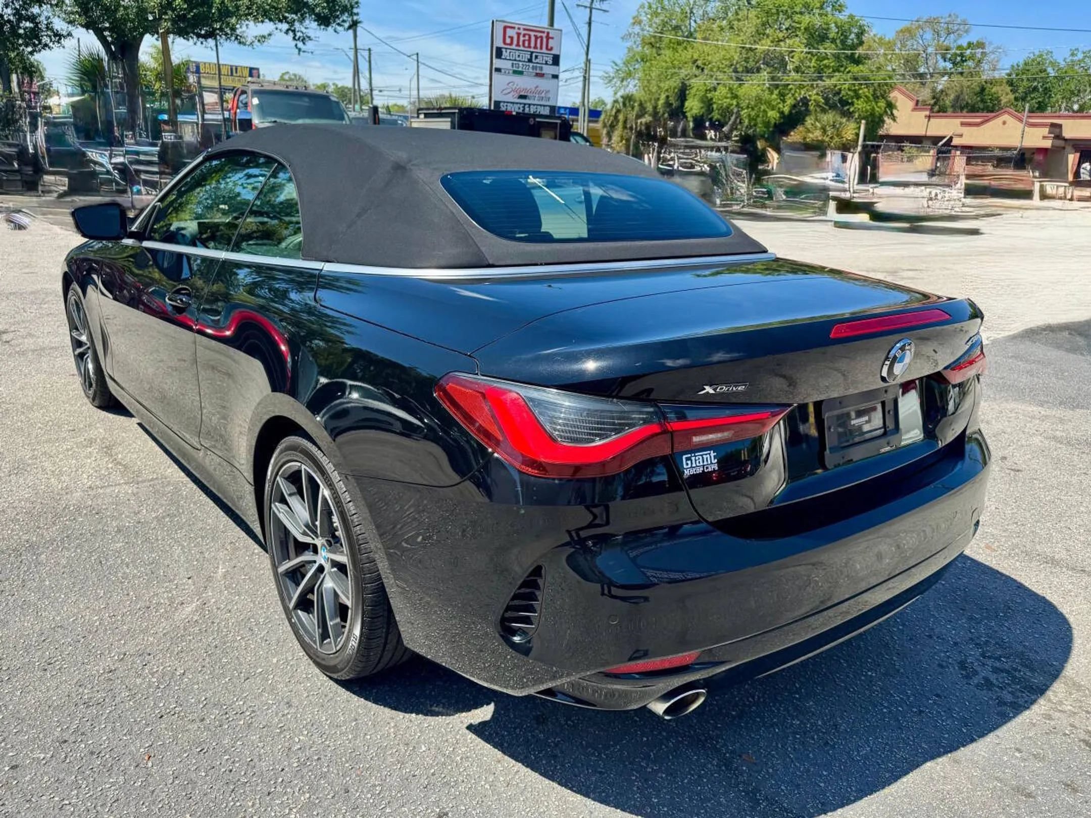 Used 2024 BMW 430i xDrive Convertible AWD/4WD image 10