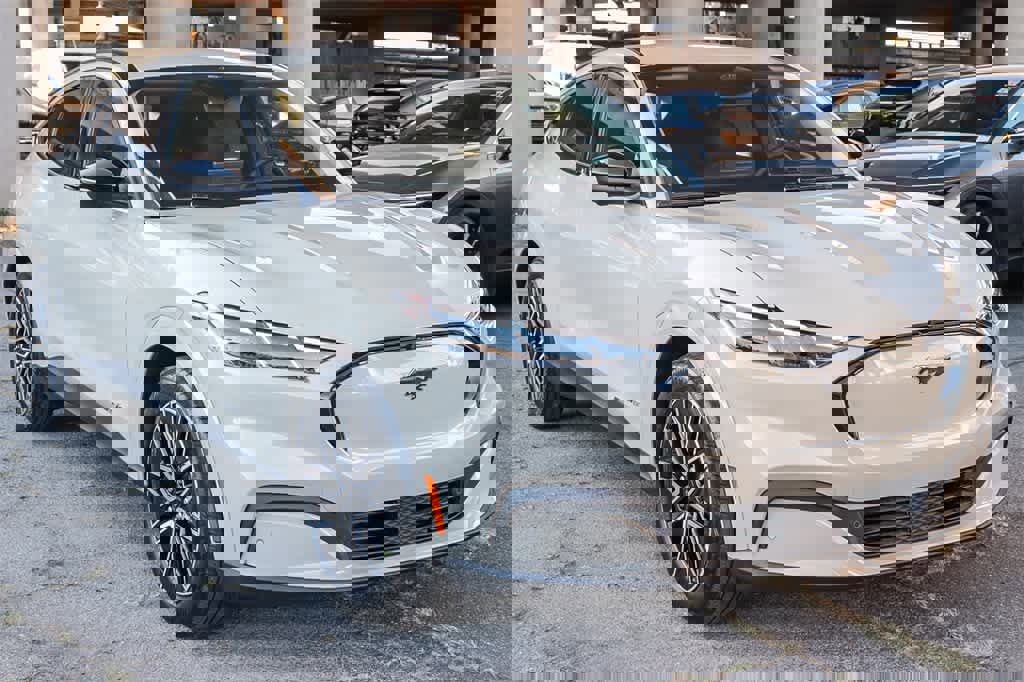 New 2025 Ford Mustang Mach-E Premium image 3