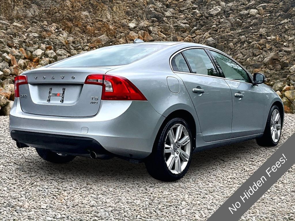 Used 2011 Volvo S60 T6 AWD/4WD image 2