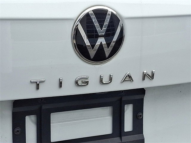 Used 2022 Volkswagen Tiguan SE image 31