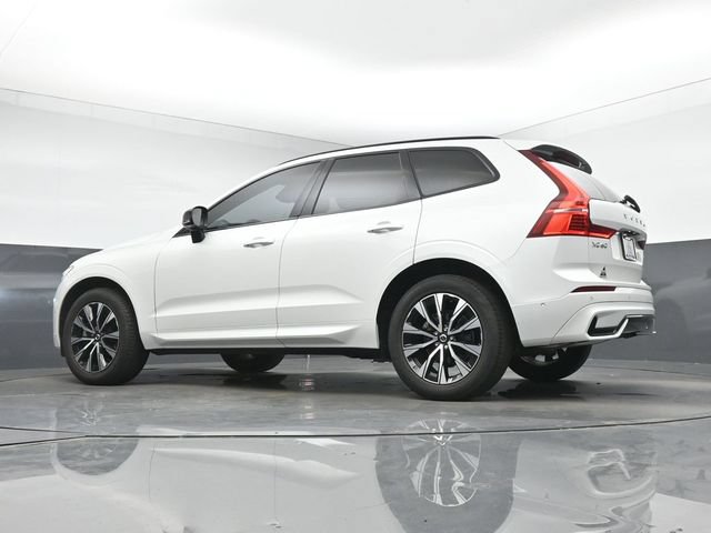 Used 2024 Volvo XC60 B5 Plus w/ Protection Package Premier AWD/4WD image 14