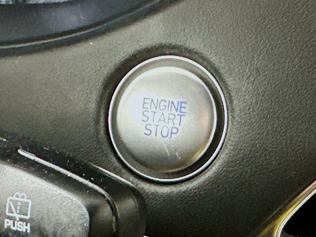 Used 2022 Hyundai Palisade Calligraphy w/ Winter Package image 28