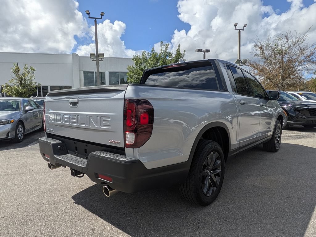 Certified 2024 Honda Ridgeline Sport image 4