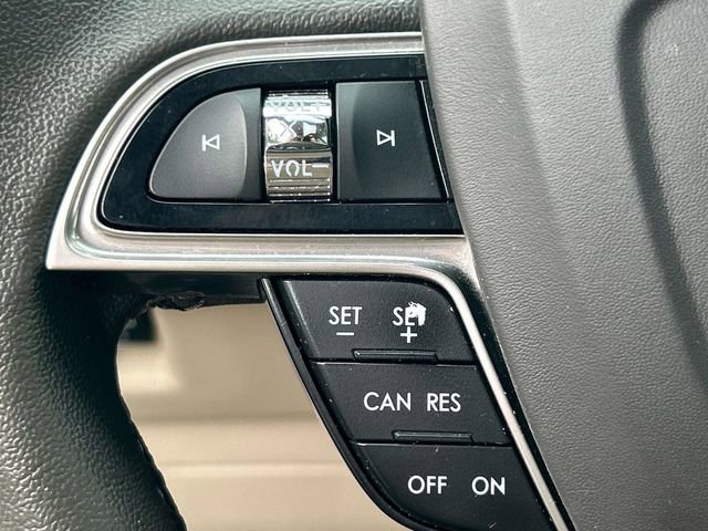 Used 2020 Lincoln Nautilus FWD image 36