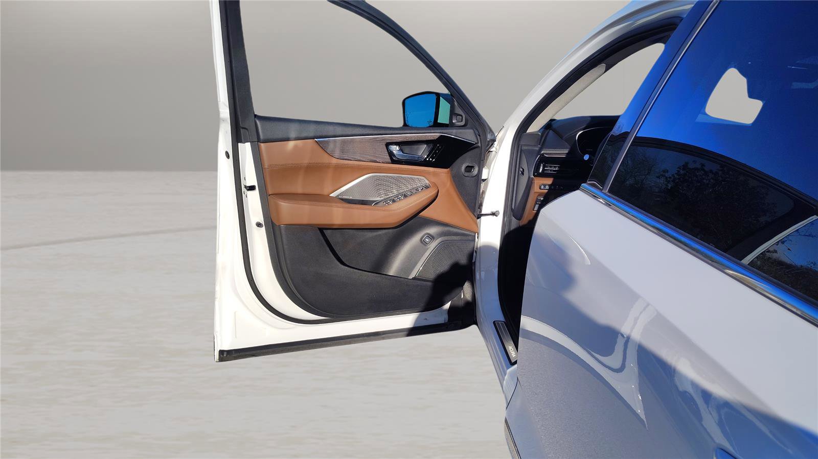 Certified 2023 Acura MDX SH-AWD w/ Advance Package image 15