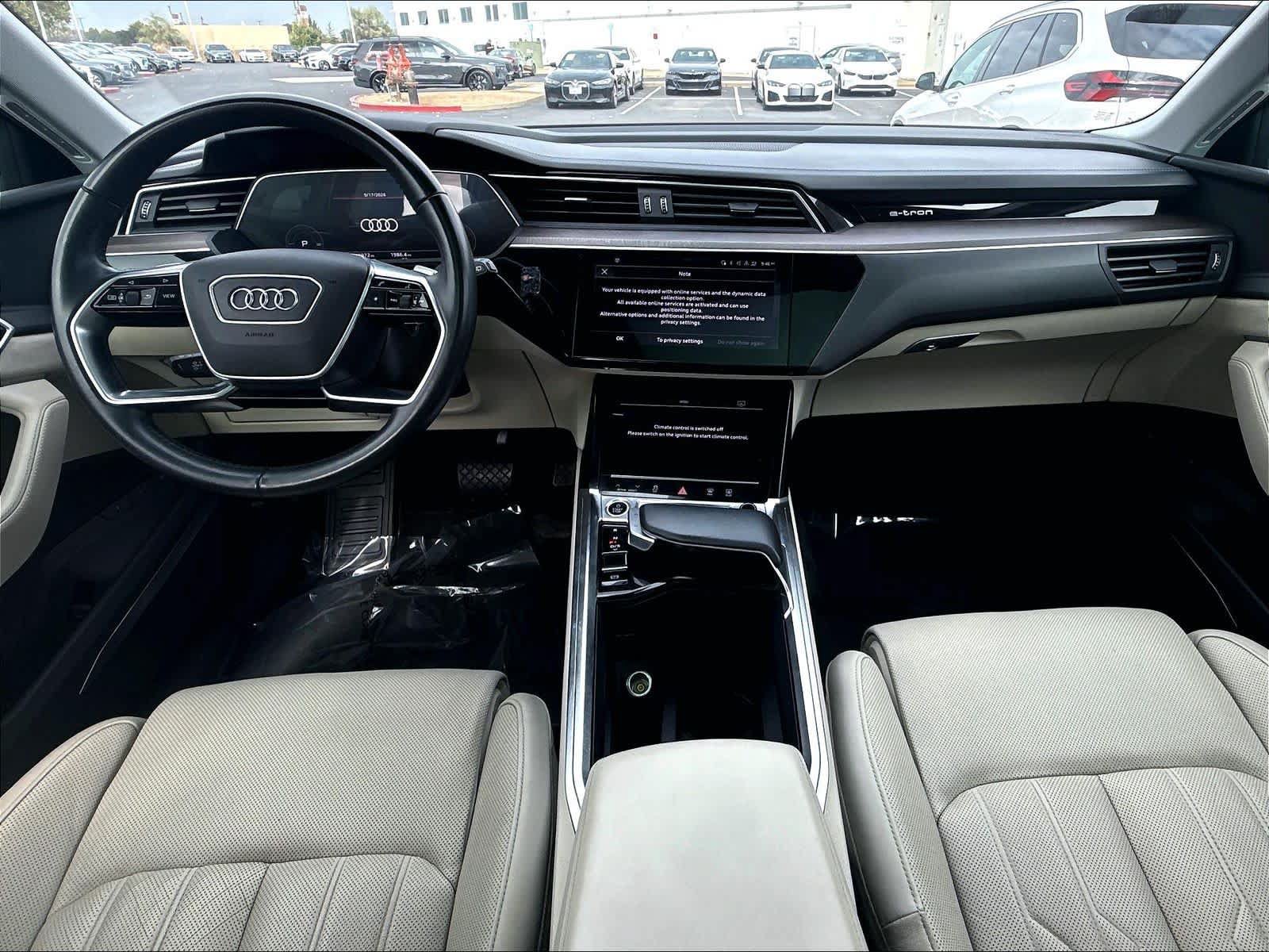 Used 2021 Audi e-tron Prestige w/ Prestige Package AWD/4WD image 10