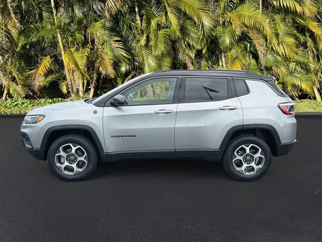 Used 2022 Jeep Compass Trailhawk w/ Trailhawk Convenience Group AWD/4WD image 9