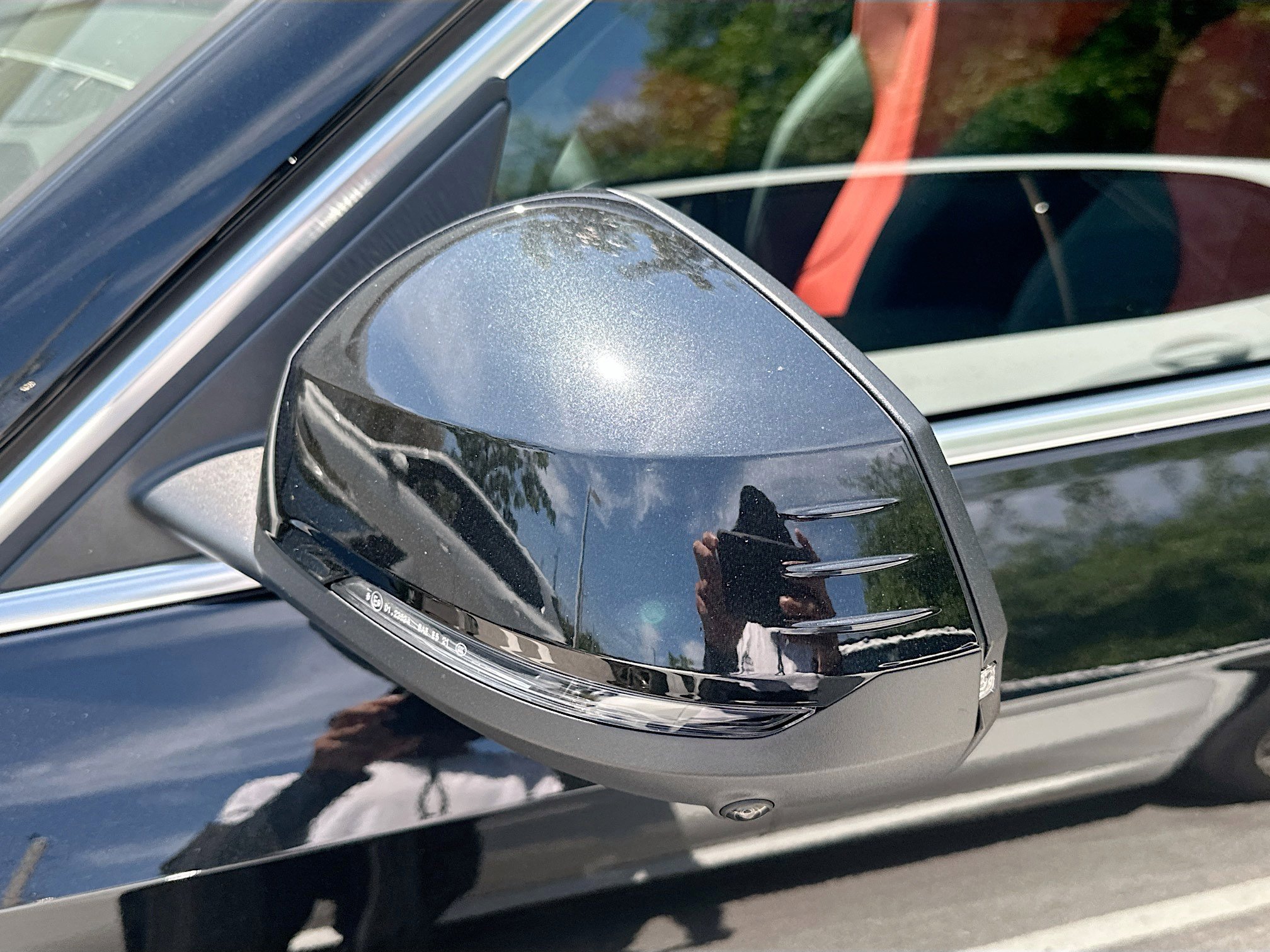 Used 2025 BMW X1 xDrive28i w/ Premium Package image 8