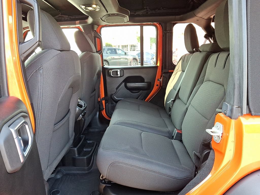Used 2023 Jeep Wrangler Unlimited AWD/4WD image 10