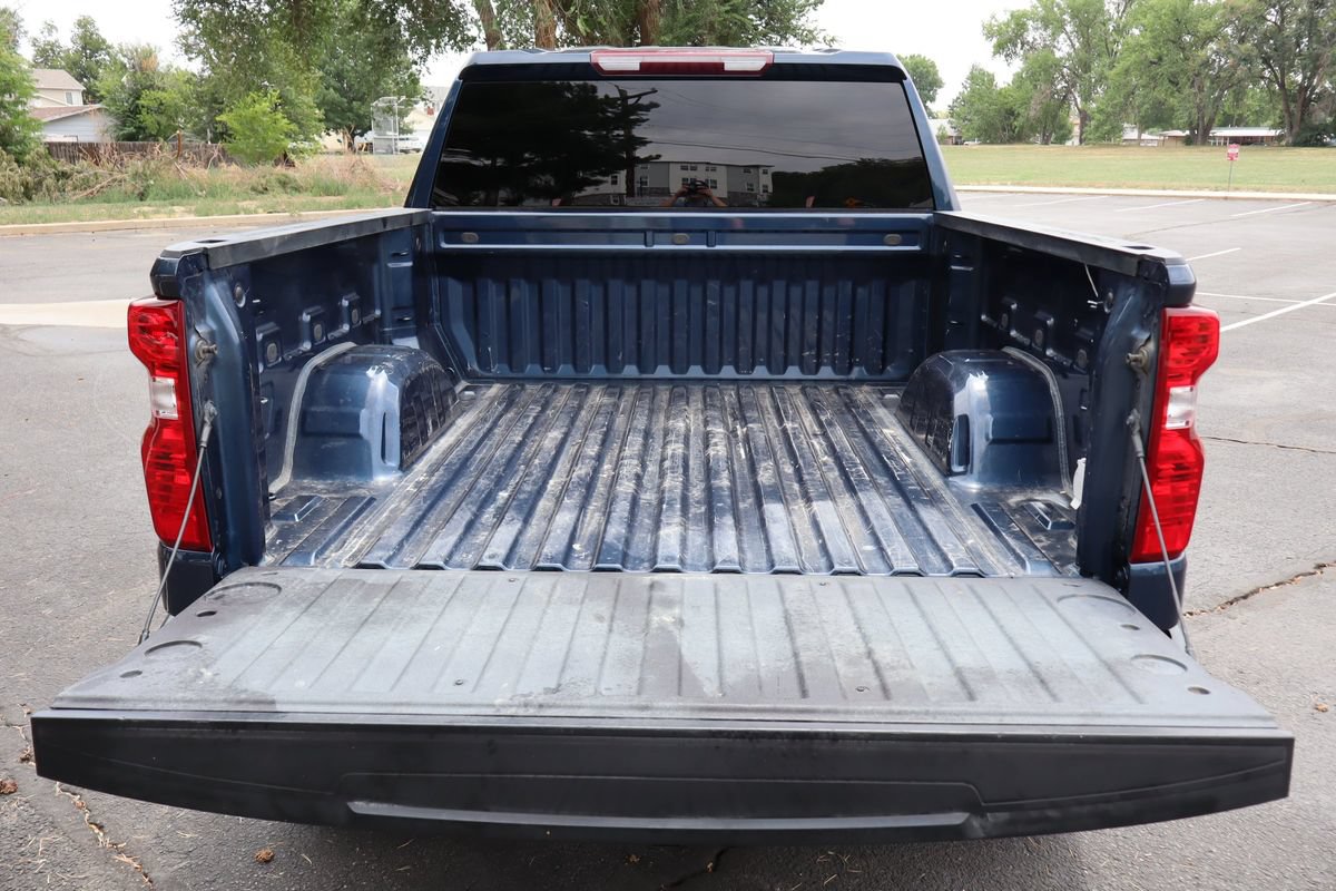 Used 2022 Chevrolet Silverado 1500 Custom AWD/4WD image 14