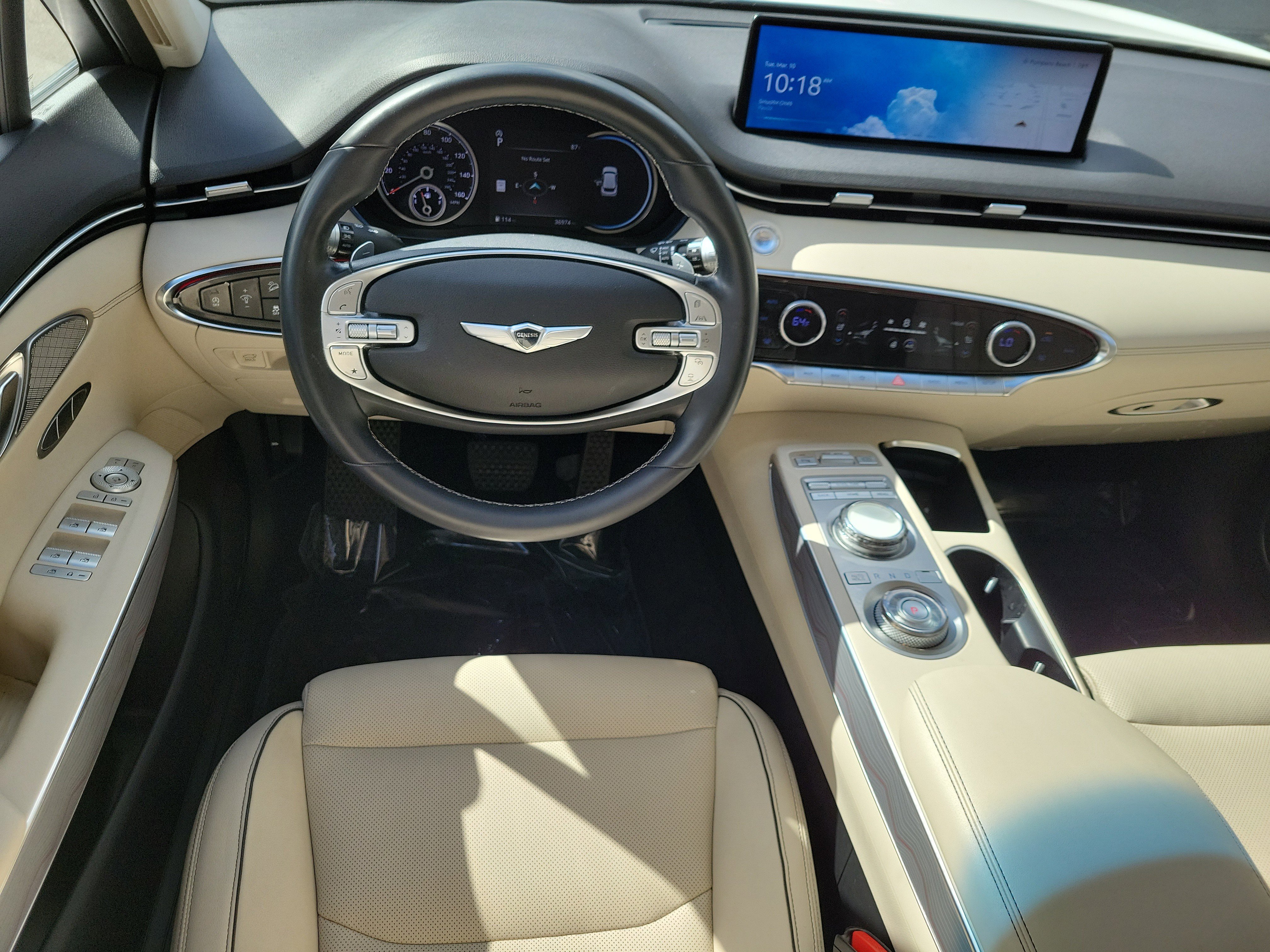 Used 2023 Genesis GV70 2.5T w/ Advanced Package image 8