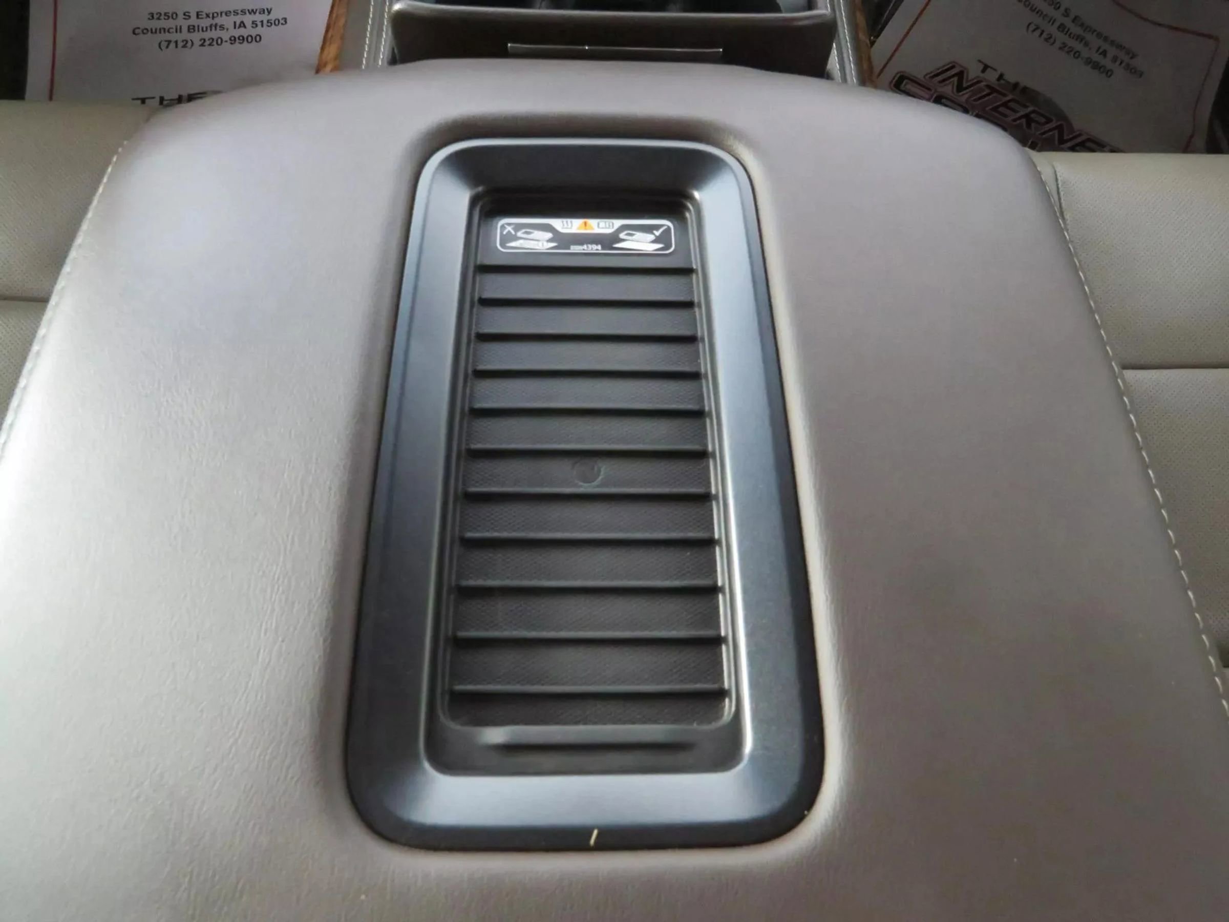 Used 2020 Chevrolet Tahoe Premier AWD/4WD image 27