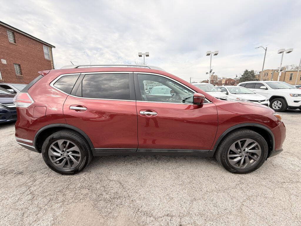 Used 2016 Nissan Rogue SL w/ SL Premium Package image 4