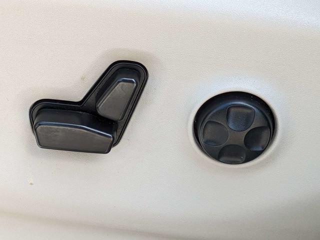 Used 2021 Chrysler Pacifica Touring-L FWD image 24